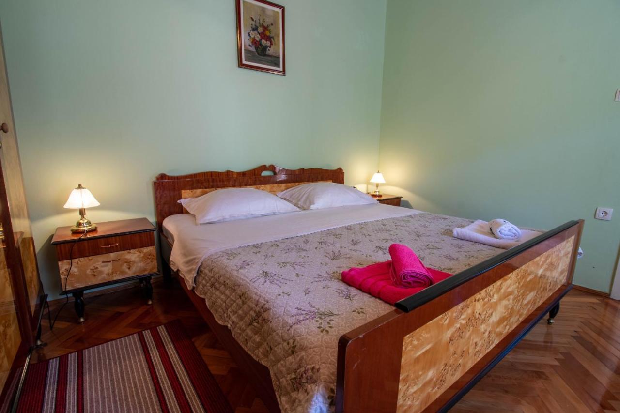 Apartman Ivan Drniš Exterior foto